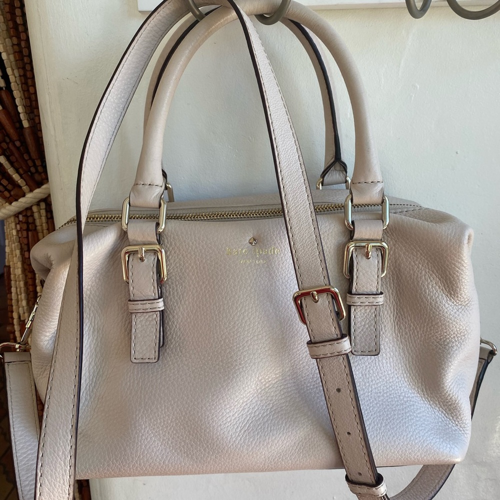 Kate Spade creme leather purse